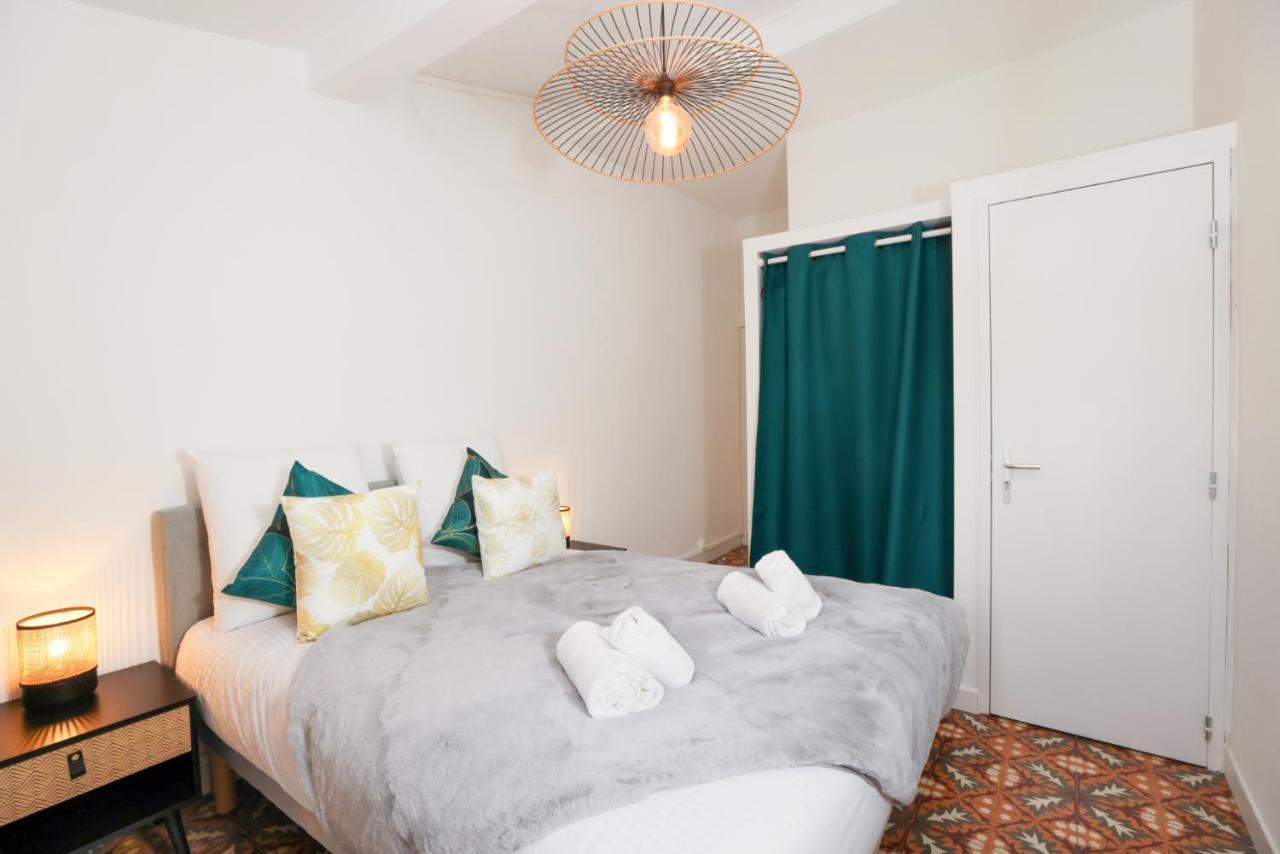Le Pied A Terre De La Cite - Parking Au Pied De La Cite Apartment การ์กาซอน ภายนอก รูปภาพ